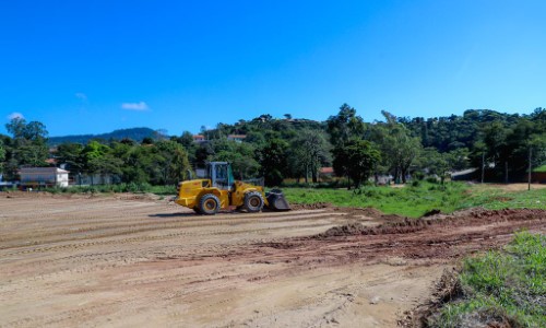 Prefeito e vice-prefeito de Miguel Pereira visitam obras do Centro de Convenções Jackson Uchoa Vianna